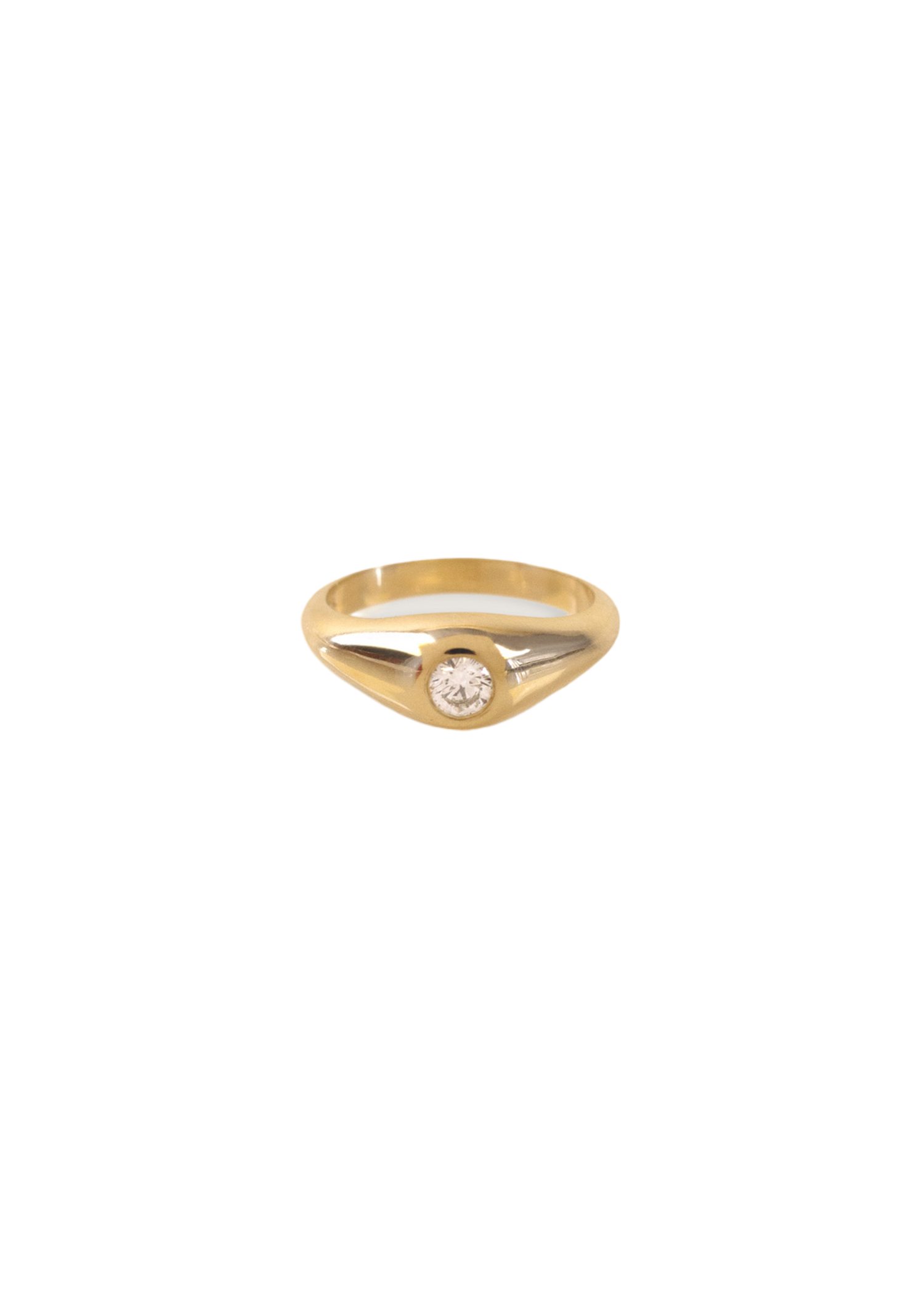 Round signet ring diamond